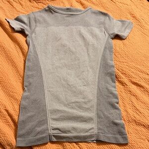 Fabletics Workout Top/Underscrub